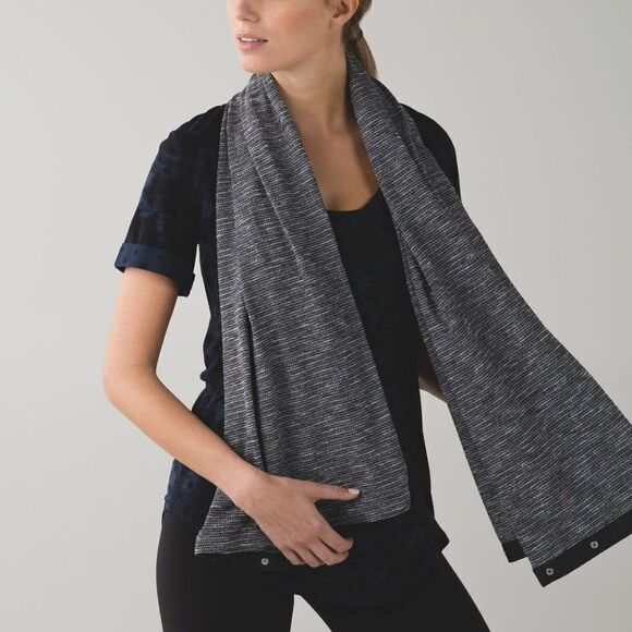 LULULEMON Vinyasa Scarf *Rulu Coco Pique Black White - Picture 4 of 8